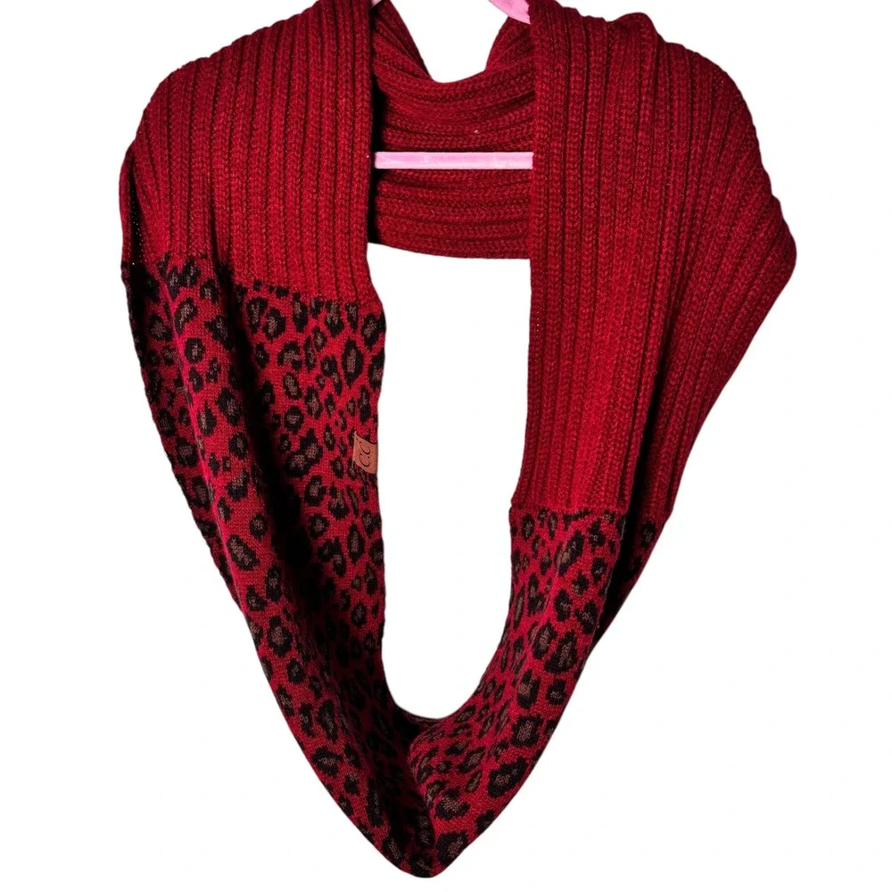 CC Exclusives Women's Burgundy‎ Leopard Print Cable Knit Infinity Scarf